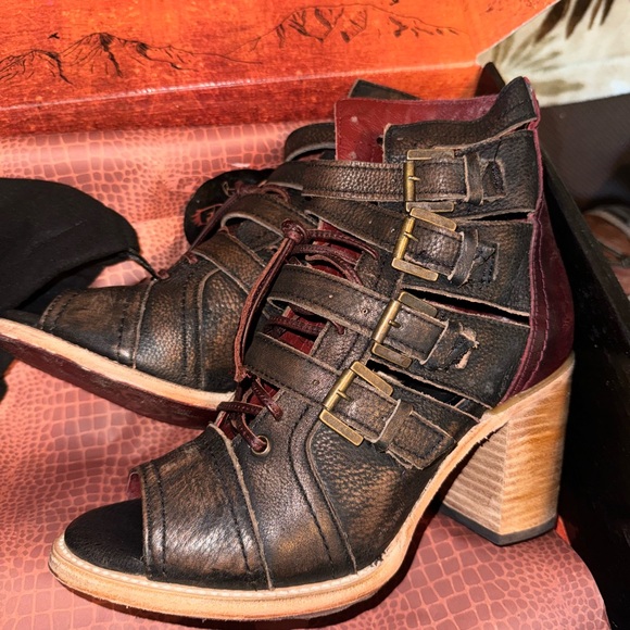 ⛔️ sold ⛔️ - Picture 3 of 6